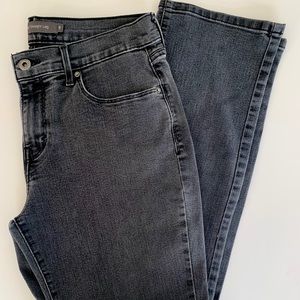 Women’s 505 Straight leg Levi size 8 black